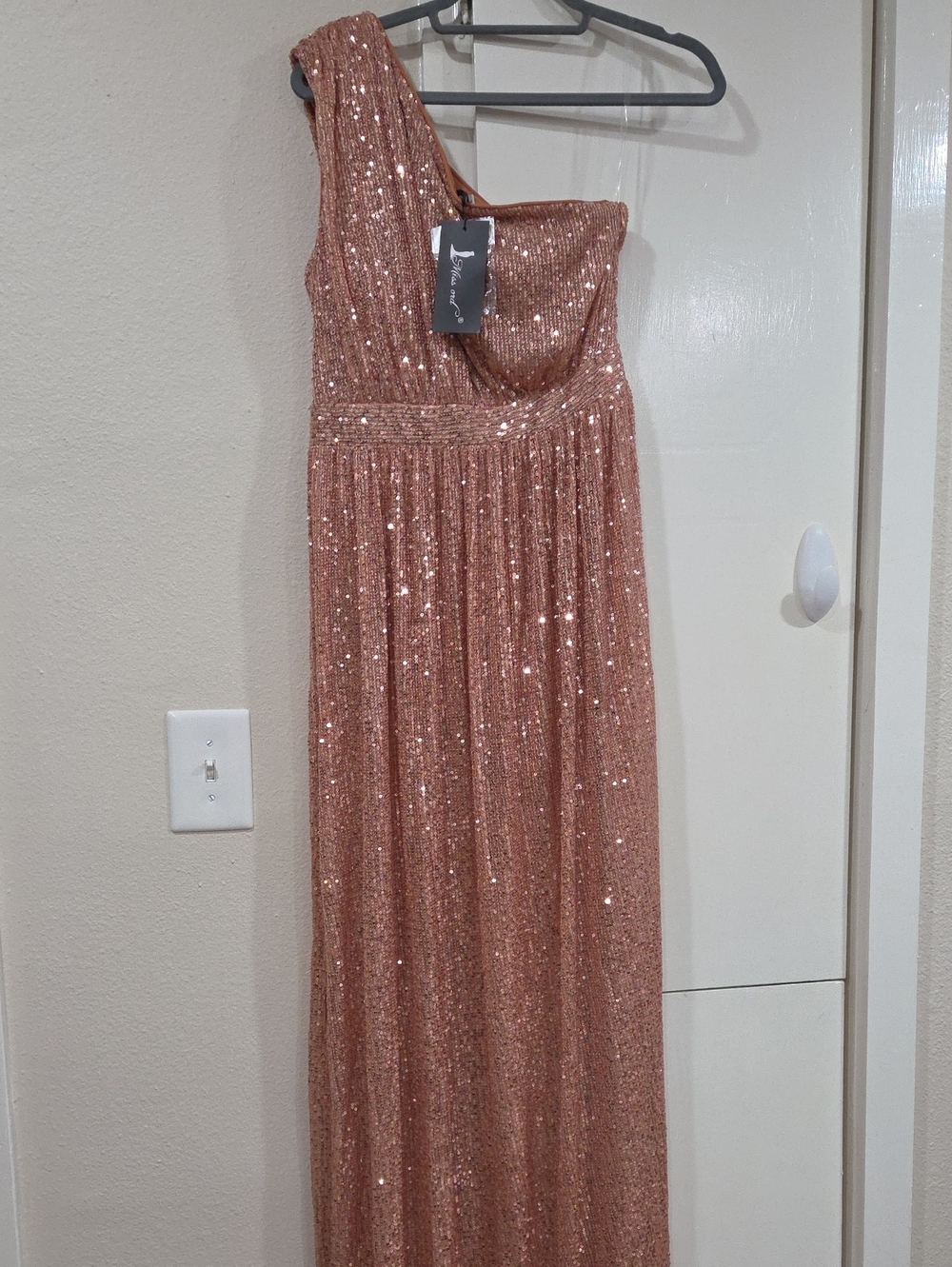 Miss Ord One-Shoulder Sequin Gown in Rose Gold